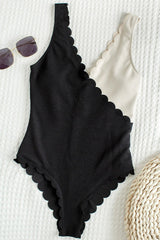 Scalloped Contrast Ribbed V Neck One Piece Swimsuit