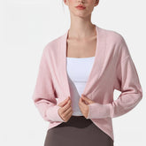 A new loose and casual long-sleeved blouse for autumn and winter