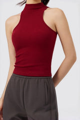 Lightweight stretch turtleneck sleeveless vest with chest pad