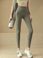 Wear nude sports tight trousers