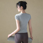 Slim fitness top short sleeves