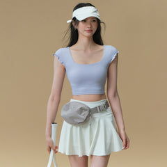 Slim fit yoga clothes with chest pads and short sleeves