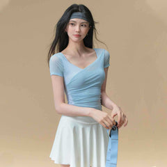 Sports fitness T-shirt with chest pad cutout, Breathable and beautiful back