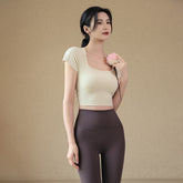 Mesh back padded short sleeve t-shirt