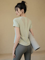 Quick-dry mesh yoga t-shirt