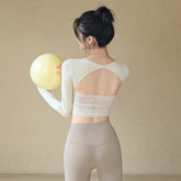 Mesh long-sleeved shirt with a beautiful back