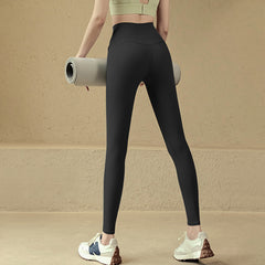 Wear nude sports tight trousers
