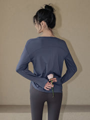 Loose and breathable yoga long sleeves