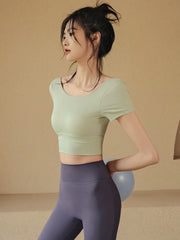 Beautiful back professional sports yoga short sleeves