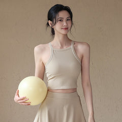 Nude yoga beauty back vest