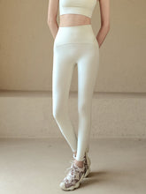 Wear high-waisted hip lift yoga tight trousers for sports