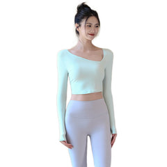 Short Long-Sleeve Sports T-Shirt