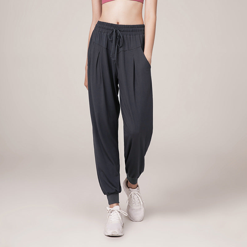 Loose-fitting casual wide-leg pants with tight legs