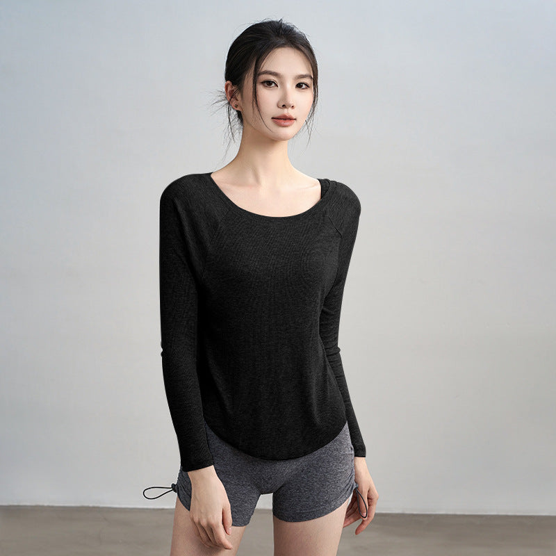 Off-the-shoulder loose yoga top