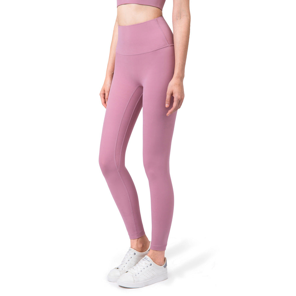 Cropped pants are worn outside the anti-roll edges