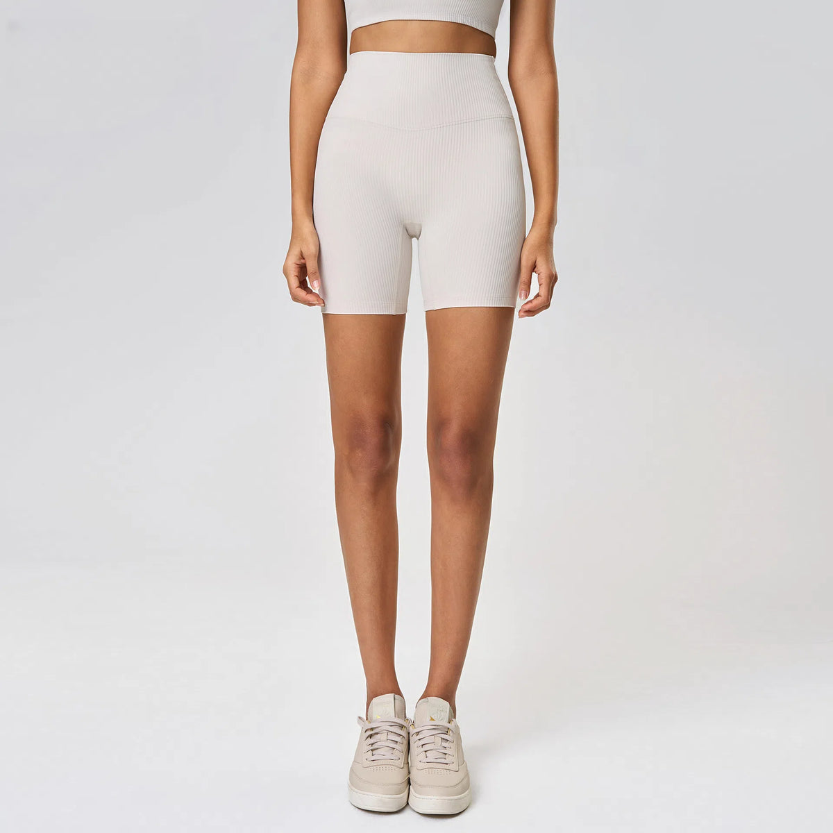No embarrassment line peach buttocks tight nude running shorts three-point pants