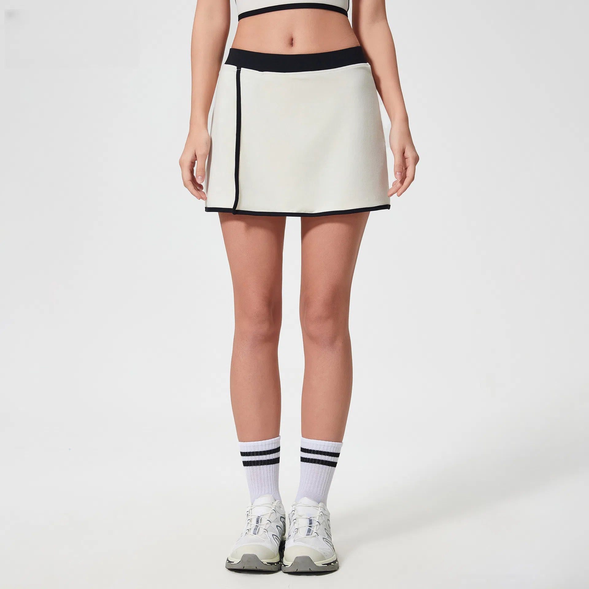 Fake two anti-walking nude slits and abdomen to show slim fitness sports tennis skirts
