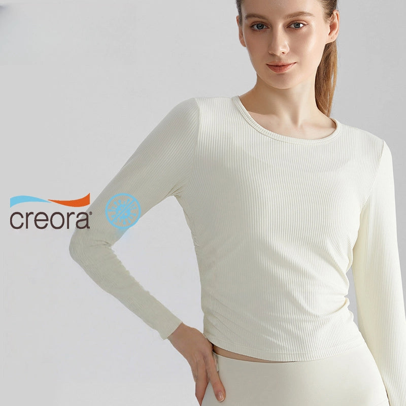 Quick-drying, Breathable, Thin crewneck, Side pleats, Slim fit, Long sleeves