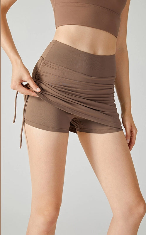 Drawstring tie anti-slip fake two-piece skirt