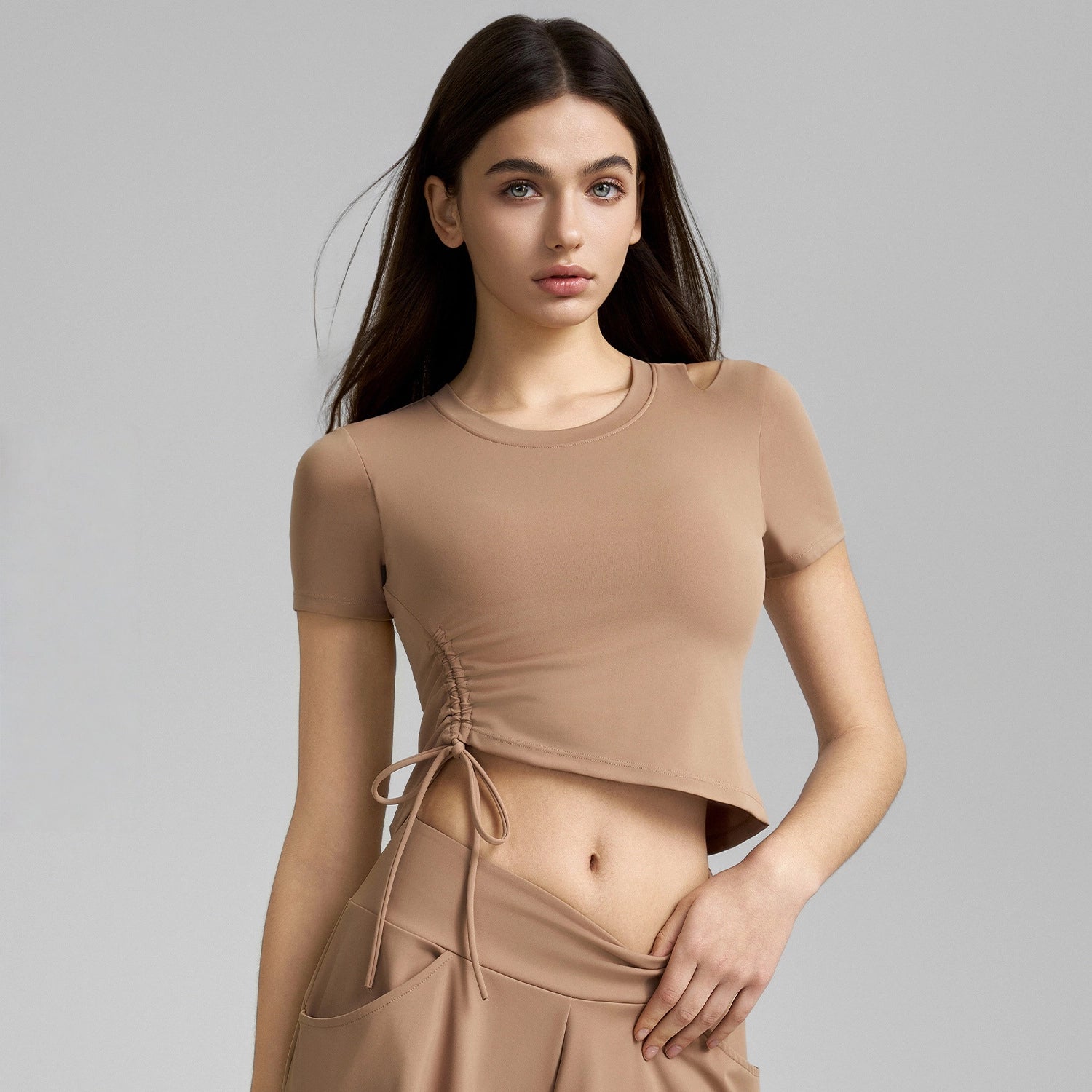 Fixed-cup one-shoulder openwork pleated drawstring top