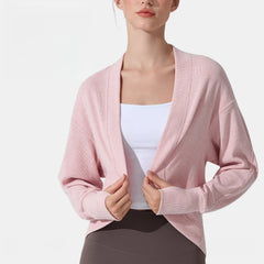 A new loose and casual long-sleeved blouse for autumn and winter