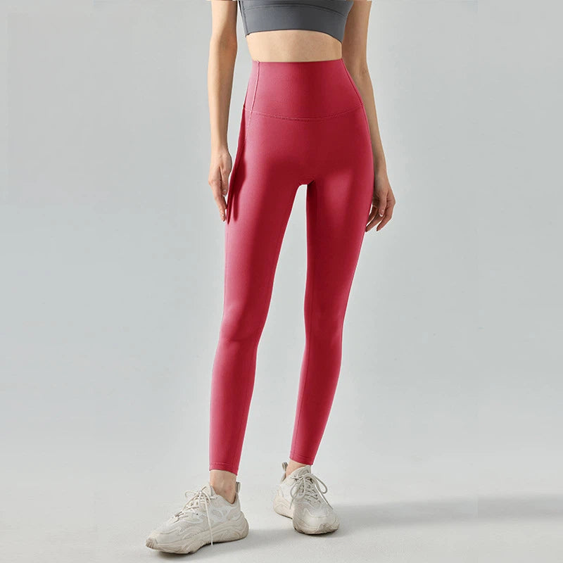 Wear nude sports tight trousers
