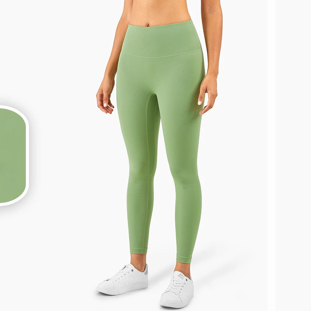 Cropped pants are worn outside the anti-roll edges