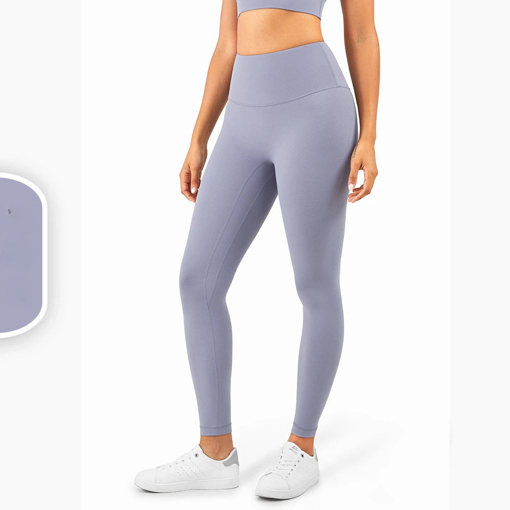 Cropped pants are worn outside the anti-roll edges