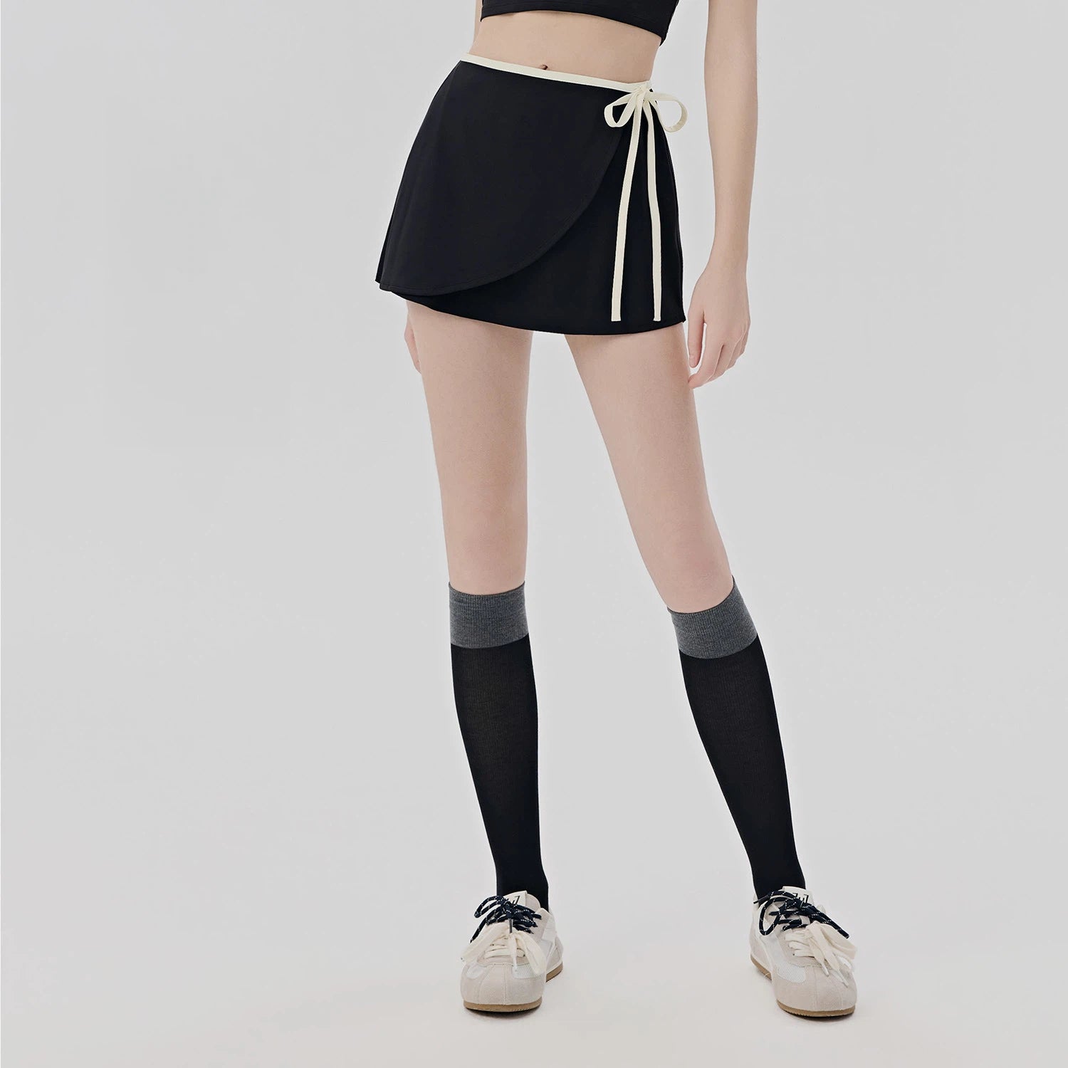 Contrast Binding 2 In 1 Skort Butt Covering Yoga Skirt Tennis Fitness Shorts With Skirt Overlay