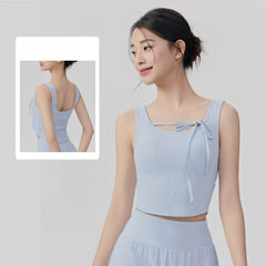 Sports vest with chest pads to cover the accessory breasts