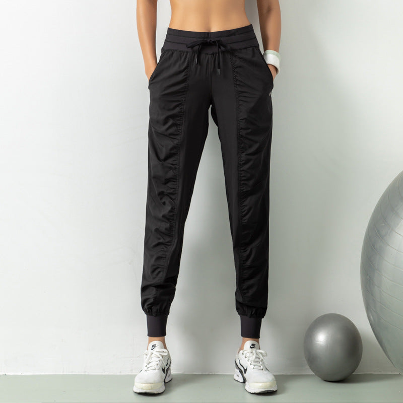 Breathable and loose cropped casual leggings