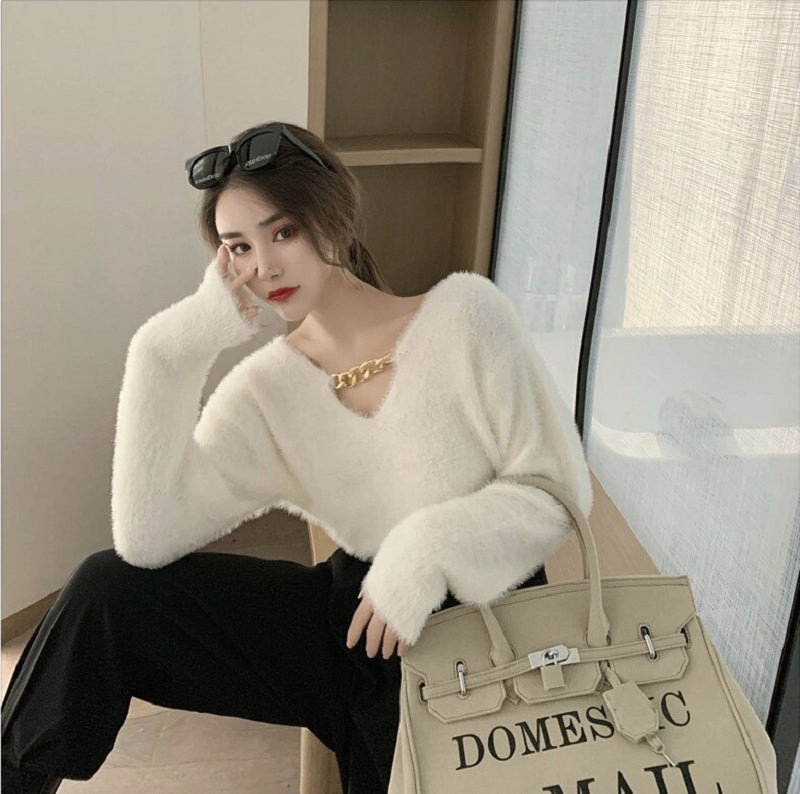 Casual V-Neck Chain Knit Long Sleeved Loose Short Sweater