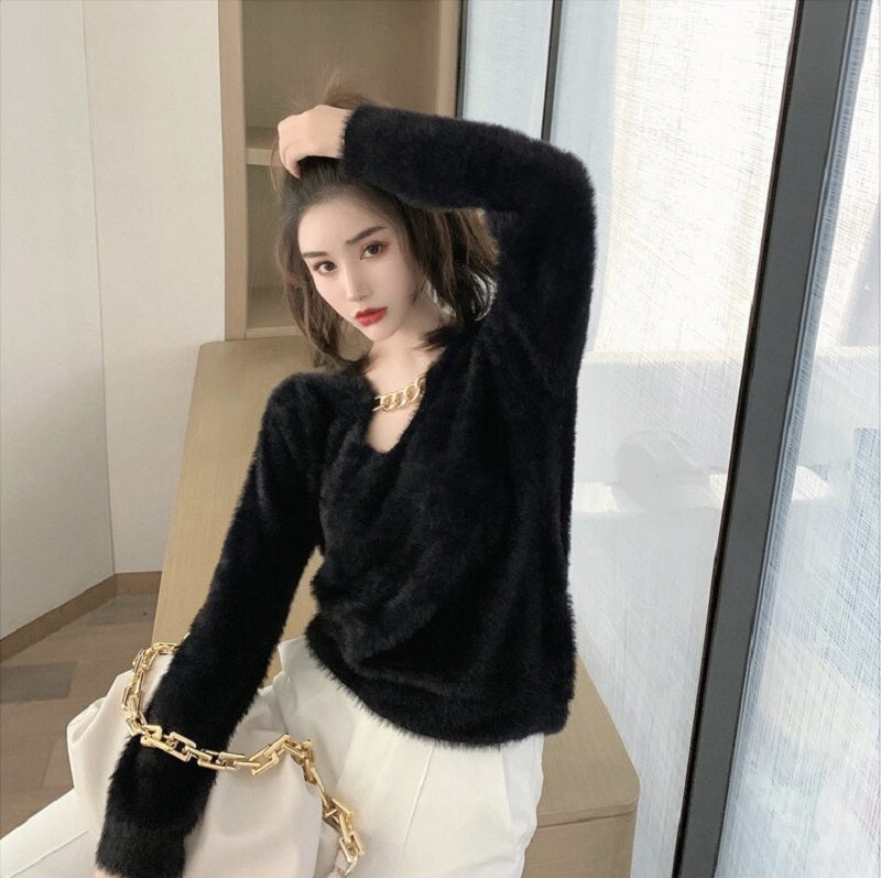 Casual V-Neck Chain Knit Long Sleeved Loose Short Sweater