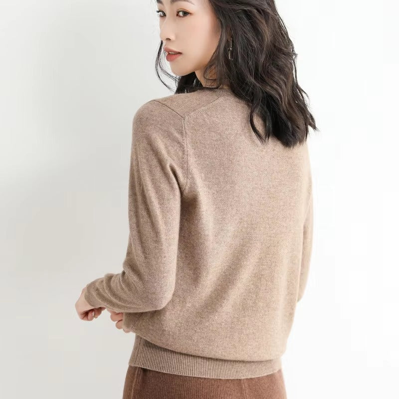Classic Style Cashmere Round neck Long Sleeve Wool Sweater