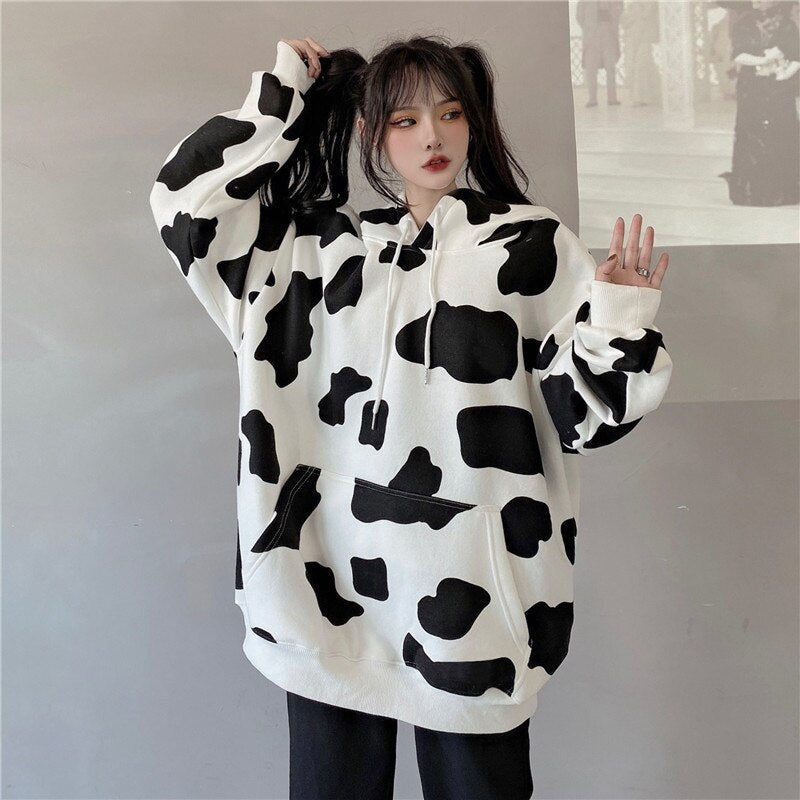 Cow Print Long-Sleeved Hooded Pullover Sweatshirt
