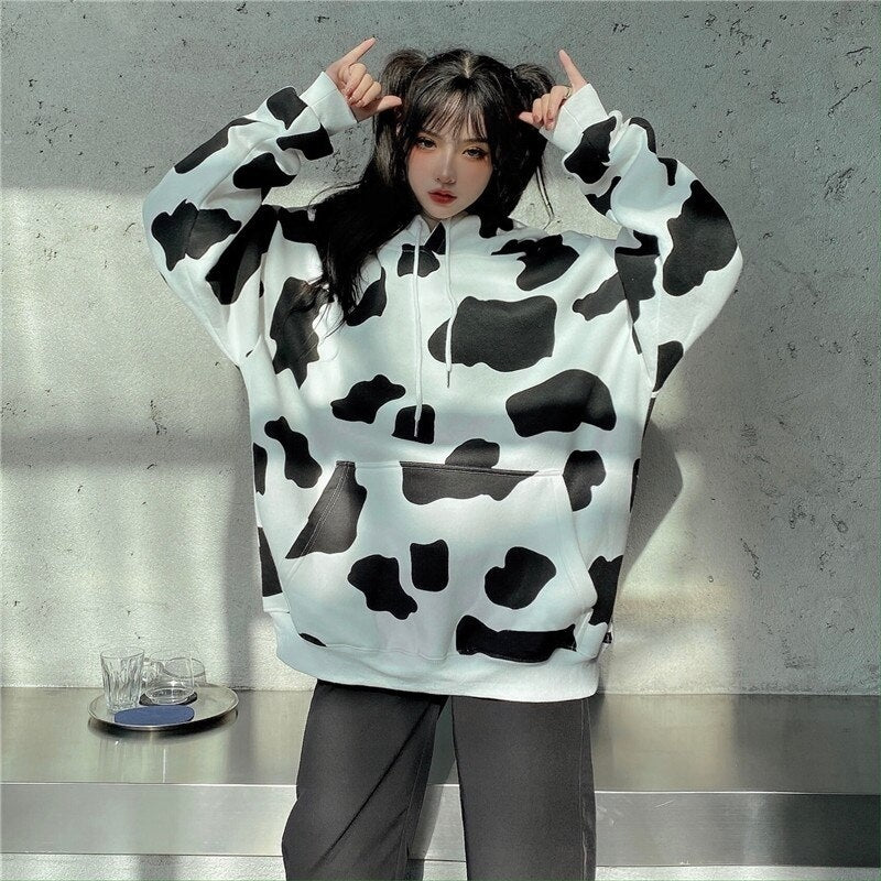 Cow Print Long-Sleeved Hooded Pullover Sweatshirt