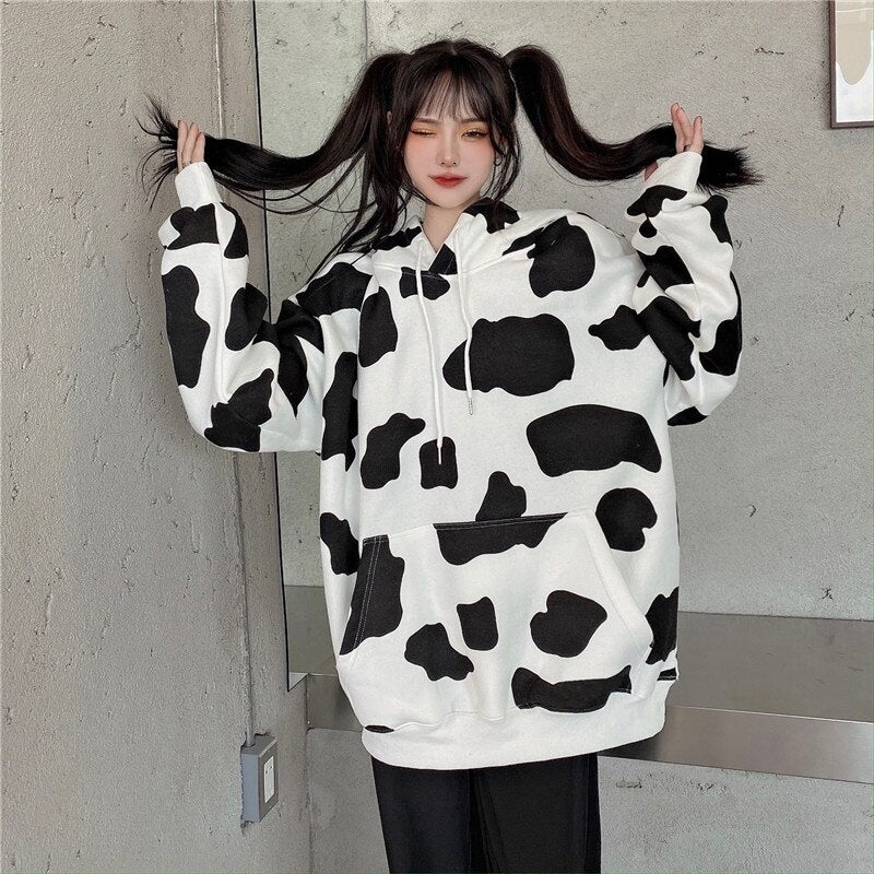 Cow Print Long-Sleeved Hooded Pullover Sweatshirt