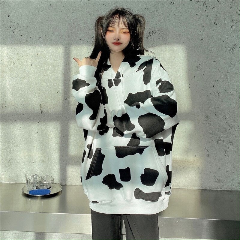 Cow Print Long-Sleeved Hooded Pullover Sweatshirt