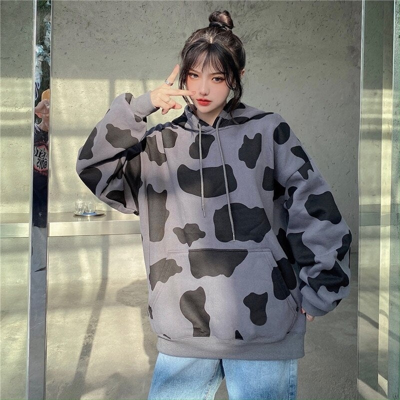 Cow Print Long-Sleeved Hooded Pullover Sweatshirt