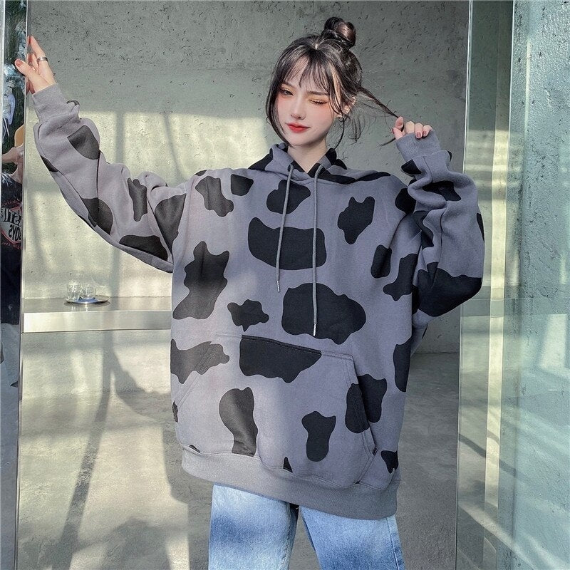 Cow Print Long-Sleeved Hooded Pullover Sweatshirt