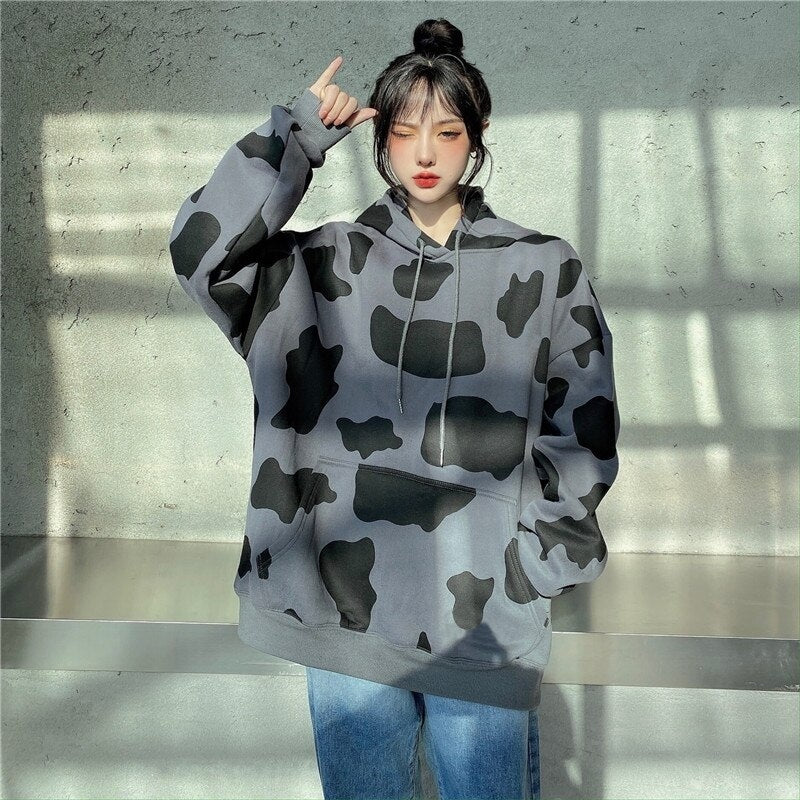 Cow Print Long-Sleeved Hooded Pullover Sweatshirt
