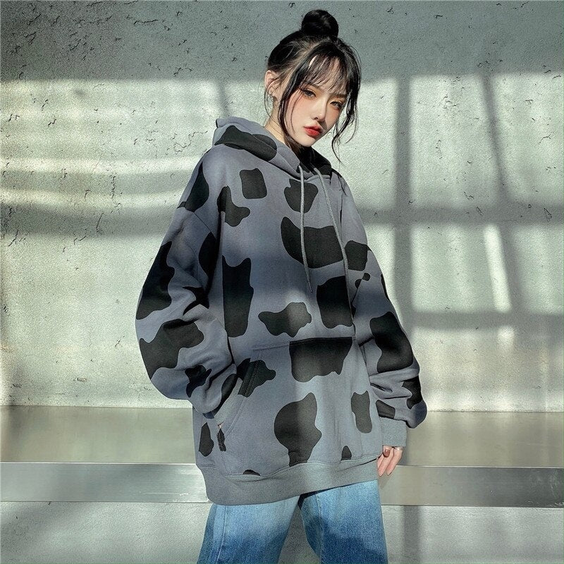 Cow Print Long-Sleeved Hooded Pullover Sweatshirt