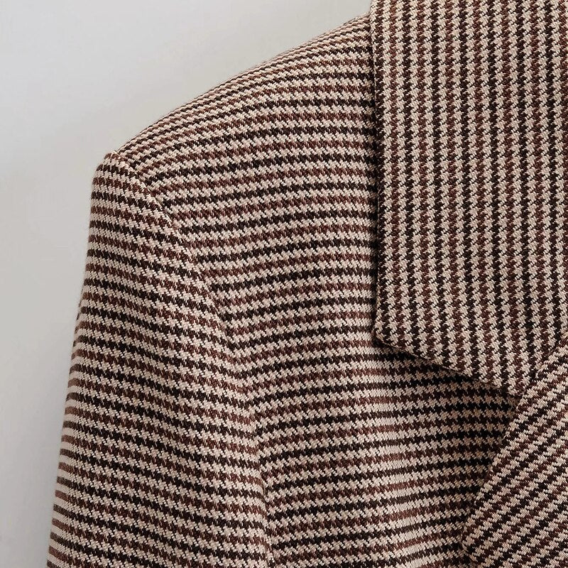 Elegant Plaid Suit Blazer With Belt