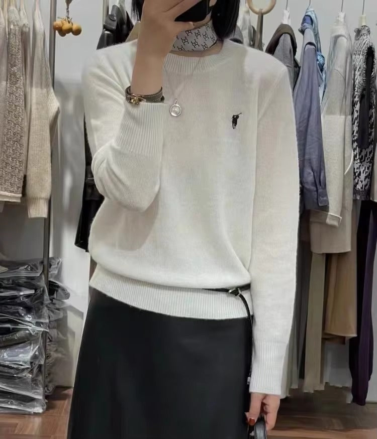 Embroidered Pullover O-neck Soft and Comfortable Cashmere