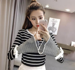 Flare Long Sleeve O-neck Bow decoration Fashion Pullover Sweater