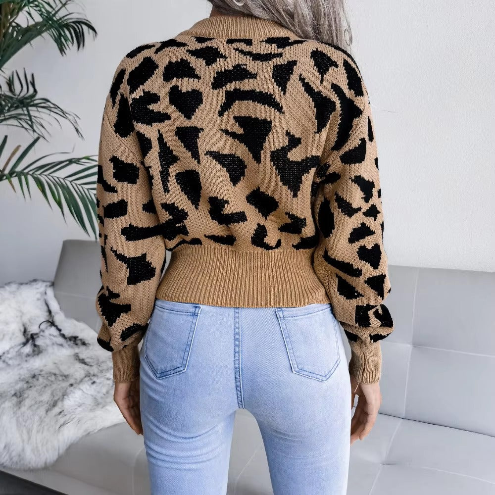 Leopard Print Nipped Crop O Neck Full Sleeve Knitted Pullovers Sweater