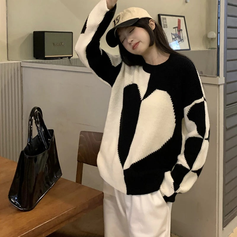 Long Sleeve O-Neck Love Heart Patchwork Knitted Sweater