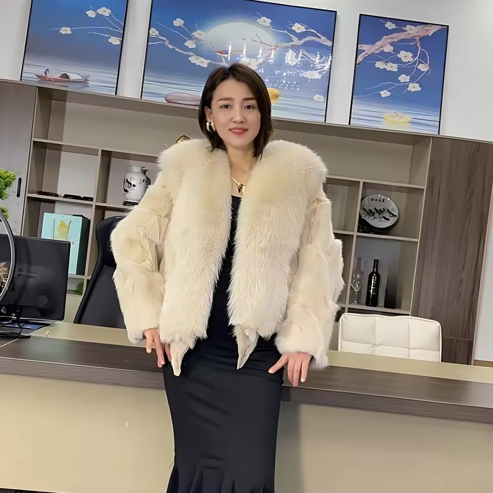 Luxury Natural Real Fox Fur Thick Short Pluffy Coat
