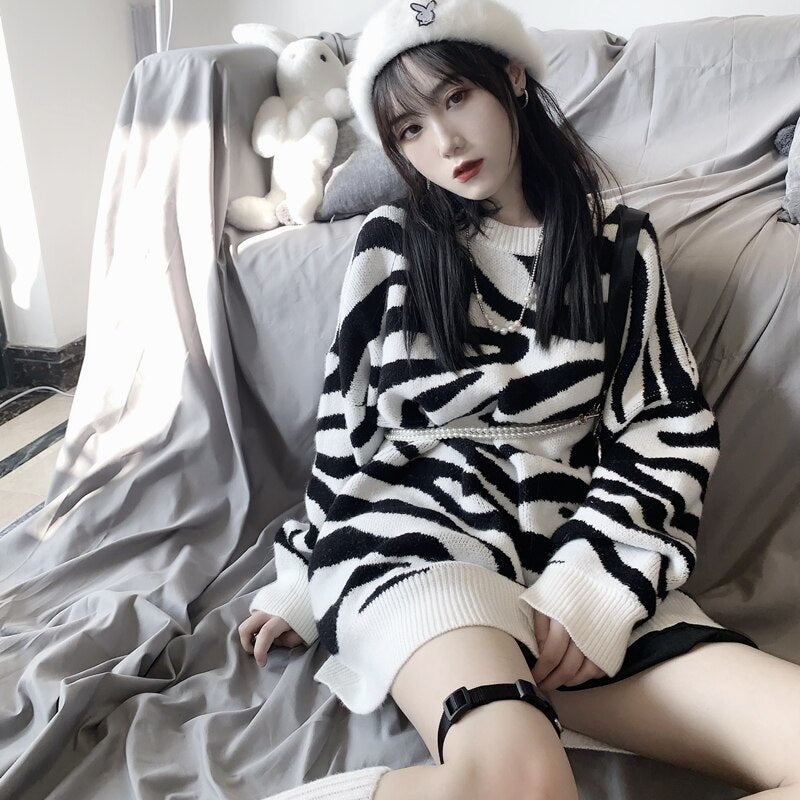 New Retro Zebra Pattern Lazy Wind Loose Sweater