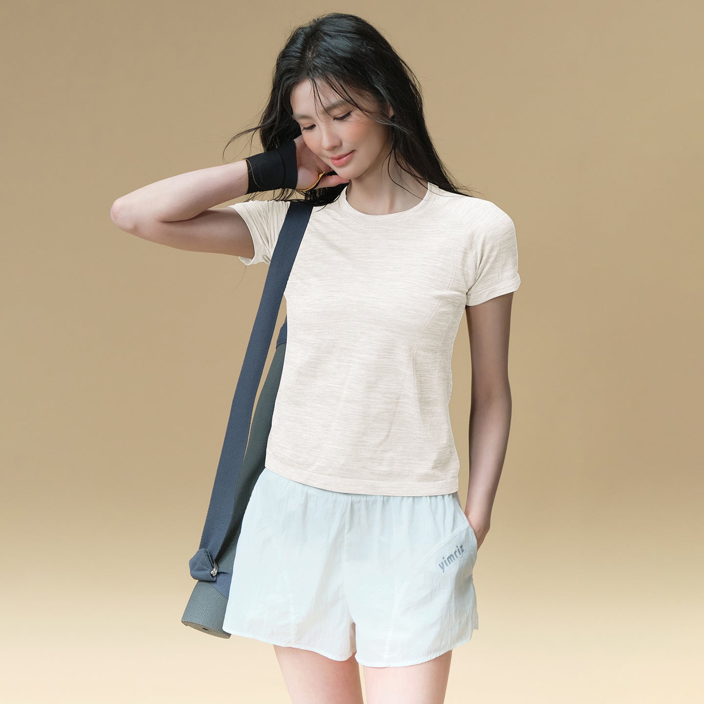 Nude seamless breathable yoga short sleeves
